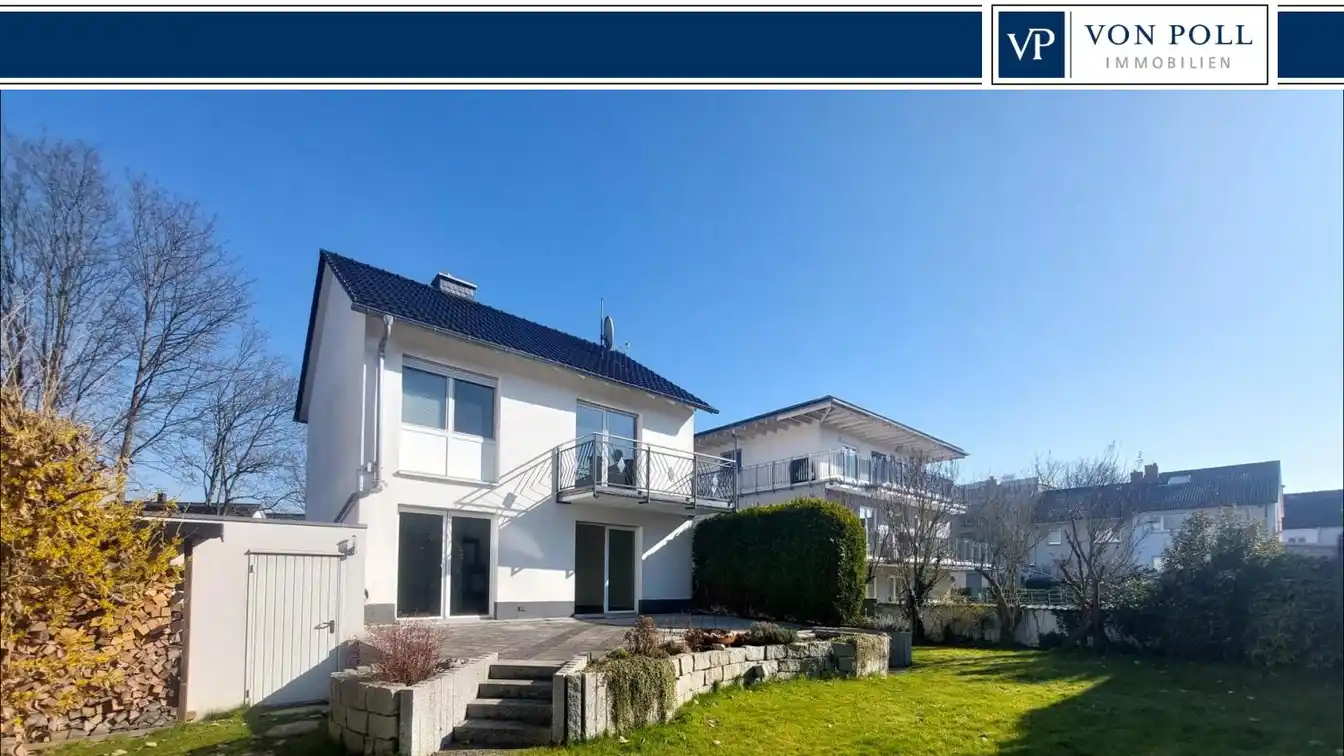 Charming and Modernized Detached House