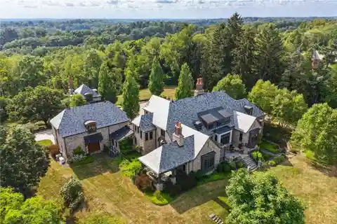 Exquisite European Style Country Estate