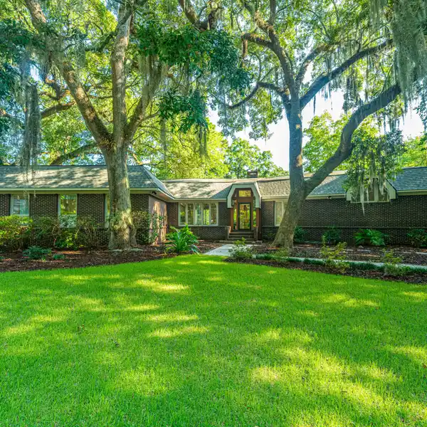 ONE-OF-A-KIND GEM IN THE HEART OF MT. PLEASANT