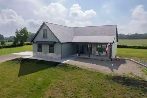 Peaceful Country Living on Eight Acres