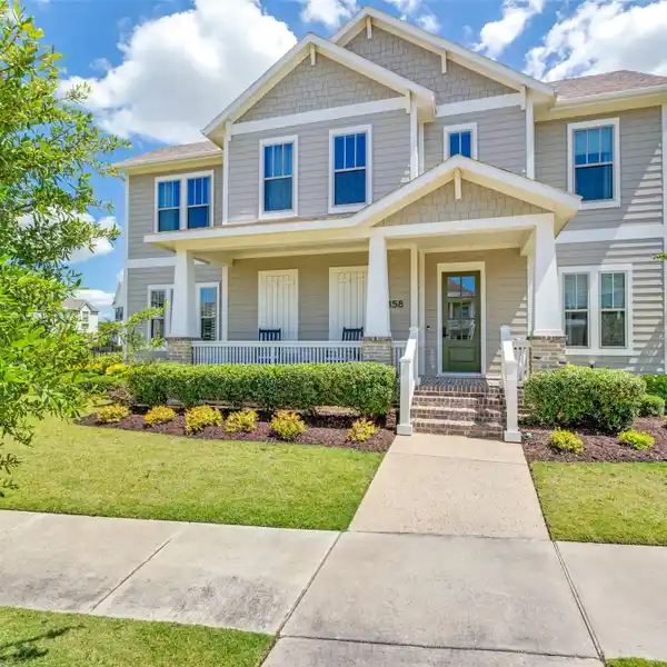 STUNNING TWO-STORY MODERN CRAFTSMAN