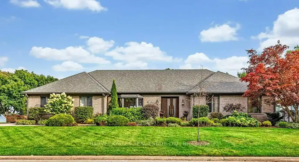 Transformed Bungalow on an Exclusive Street