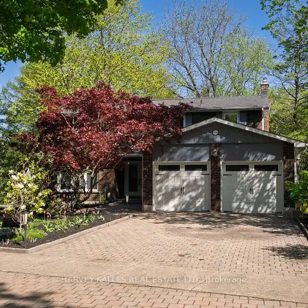 DESIGNER RENOVATION MEETS ULTIMATE PRIVACY