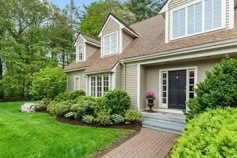 Designer Retreat with Private Yard & Deck