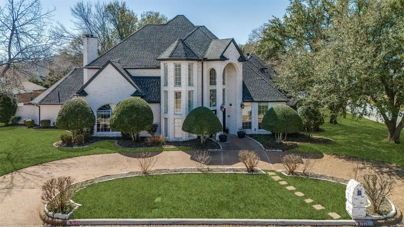 Gorgeous Updated Home in Prestwick Park