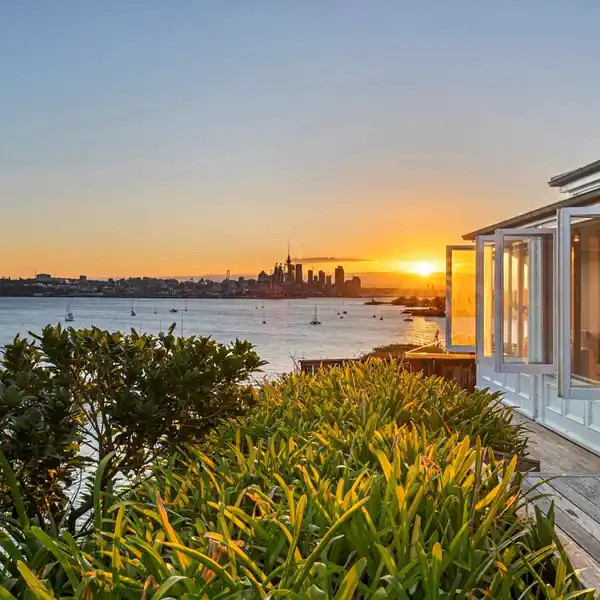 DREAM HOME AND LIFESTYLE IN EXCLUSIVE JUBILEE AVENUE