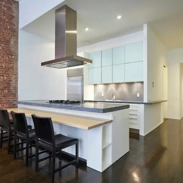 CONDO LOFT ON A PREMIER STREET