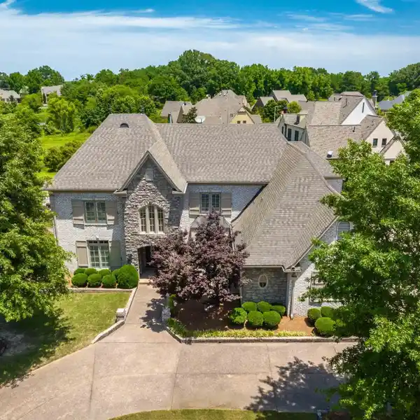 EXQUISITE CUSTOM BRICK HOME