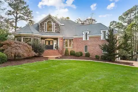 The Pinnacle of Waterfront Living