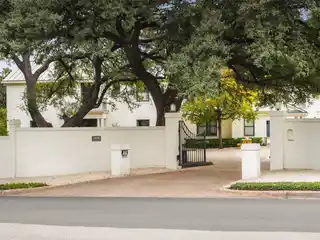 Remarkable 1939 Residence in Old Enfield