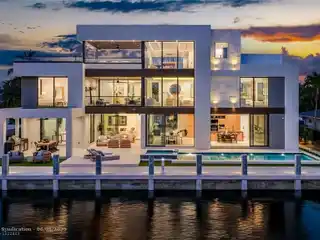 New Ultra-modern Gated Deepwater Estate