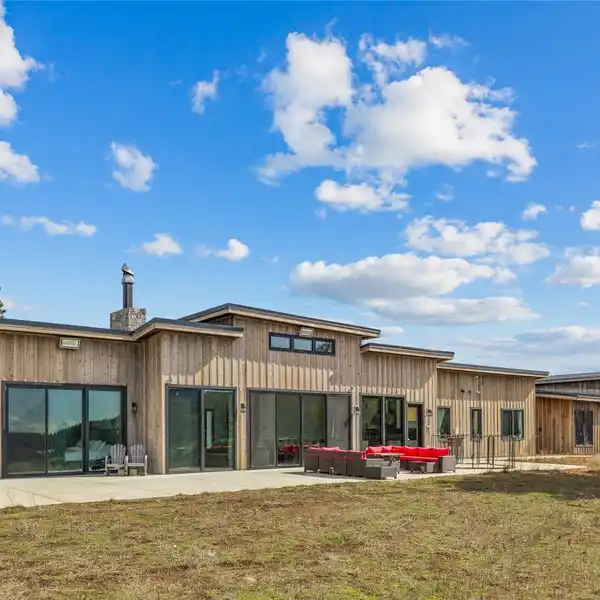 CONTEMPORARY HOME ON 10 PRIVATE ACRES