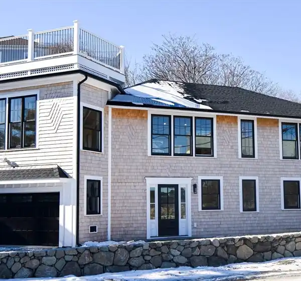 INCREDIBLE OPPORTUNITY IN A SOUGHT-AFTER NEIGHBORHOOD