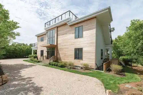 Modern Beach Home for Rent