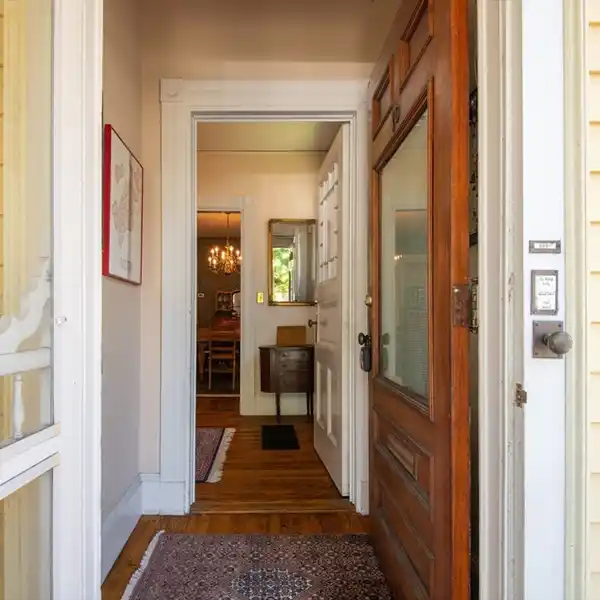 LOVINGLY CARED-FOR ANTIQUE COLONIAL