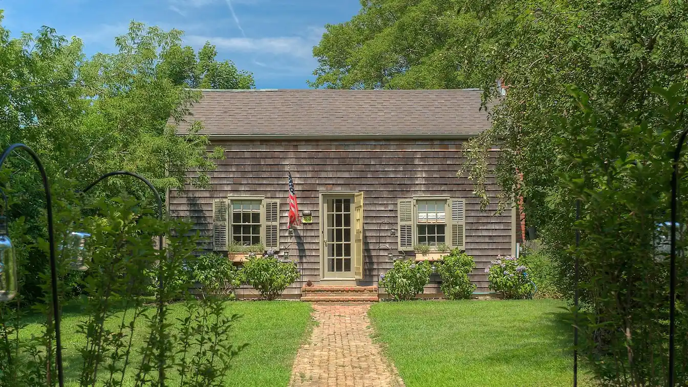 Historic Cottage for Rent