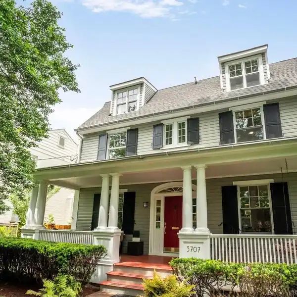 METICULOUSLY UPDATED AND EXPANDED DUTCH COLONIAL