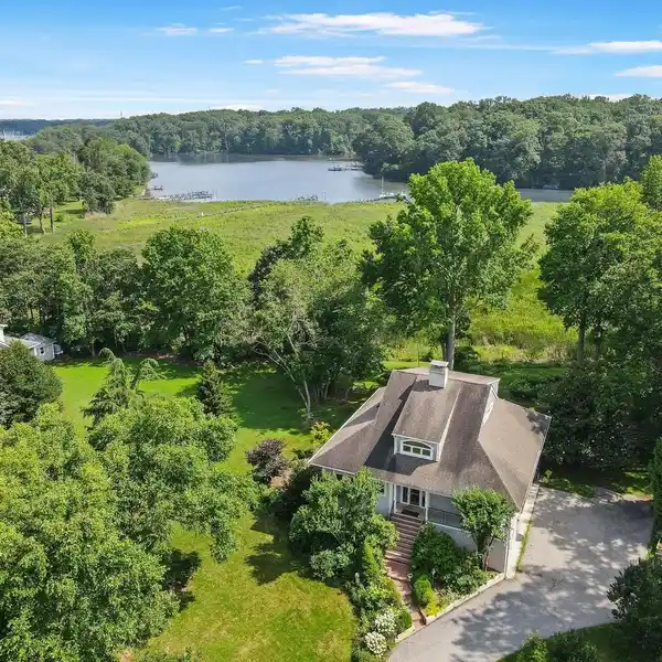 STUNNING CUSTOM LERCH CREEK BEAUTY