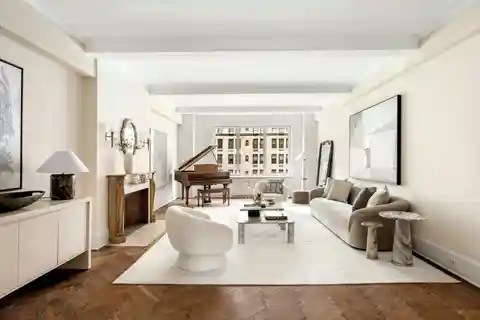 Gorgeous Classic 8 into 7 on Park Avenue