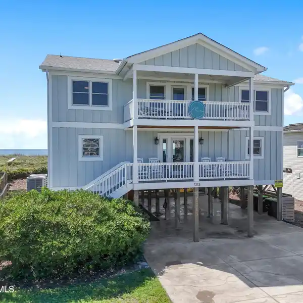 BEAUTIFULLY UPDATED OCEANFRONT HOME