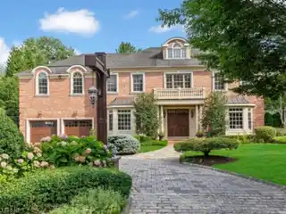 Custom Home with the Highest Level of Attention to Detail