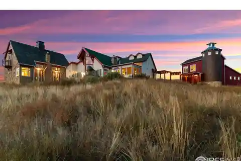 A Rare Blend of Luxury and Seclusion on 38 Acres