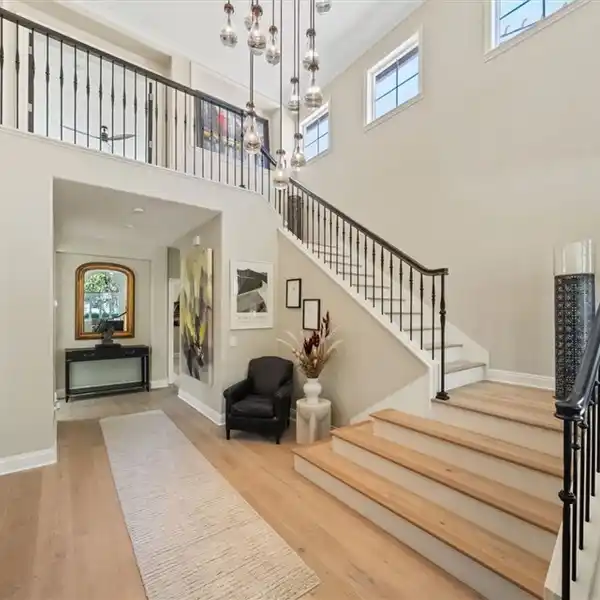 BEAUTIFULLY UPGRADED GOLF COURSE HOME