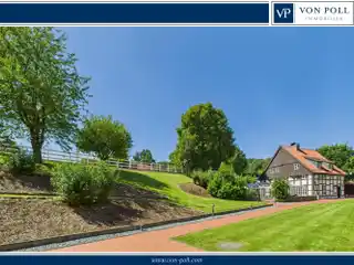 Exclusive Property for Horse Lovers and Car Enthusiasts