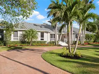 Resort-Style Coastal Haven with Timeless Modern Elegance