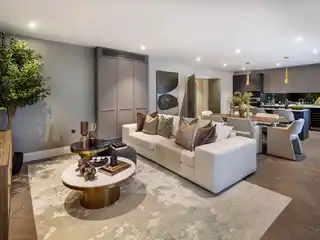 Stylish Light-Filled Apartment
