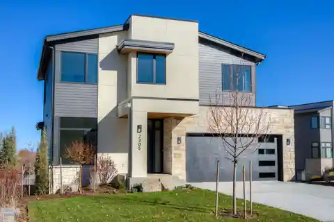 New Custom Modern Home with Mountain Views