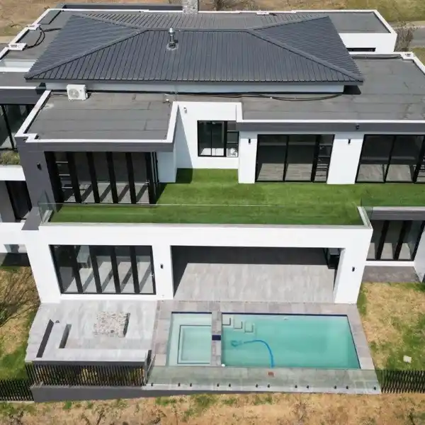 EXQUISITE FAMILY HOME AT UNBELIEVABLE VALUE