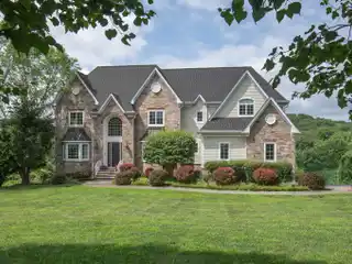 Lovely Open-Plan Colonial Home