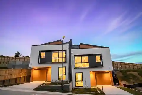 New Modern Parkside Home