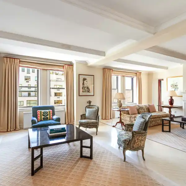 EXCEPTIONAL HIGH-FLOOR PREWAR CONDOMINIUM