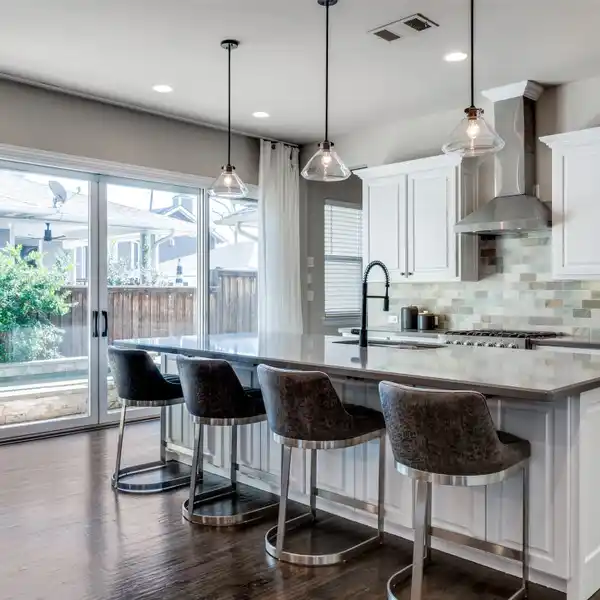 MOVE-IN READY HILL COUNTRY GEM IN EAST DALLAS