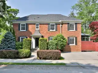 Renovated Centre Hall Gem Near Bayview