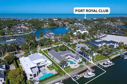 Deep-Water Yacht Basin Property in Port Royal