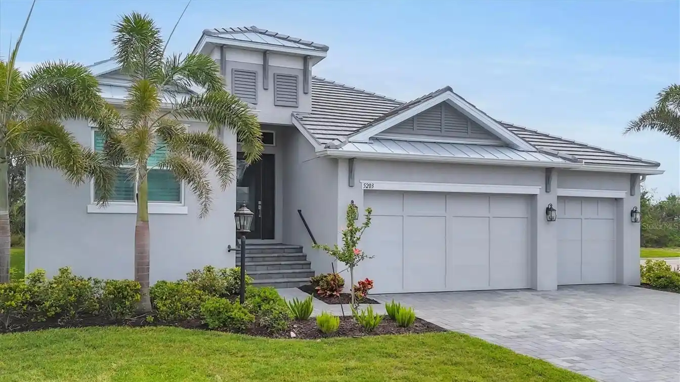 Beautiful One-story Home in Legends Bay