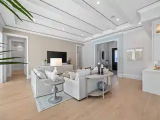 Exquisite Newly Completed Park Shore Residence