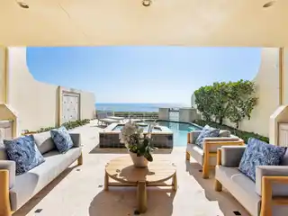 Stunning Direct Oceanfront Townhouse