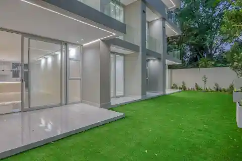 Melrose Estate Luxury Garden Apartment