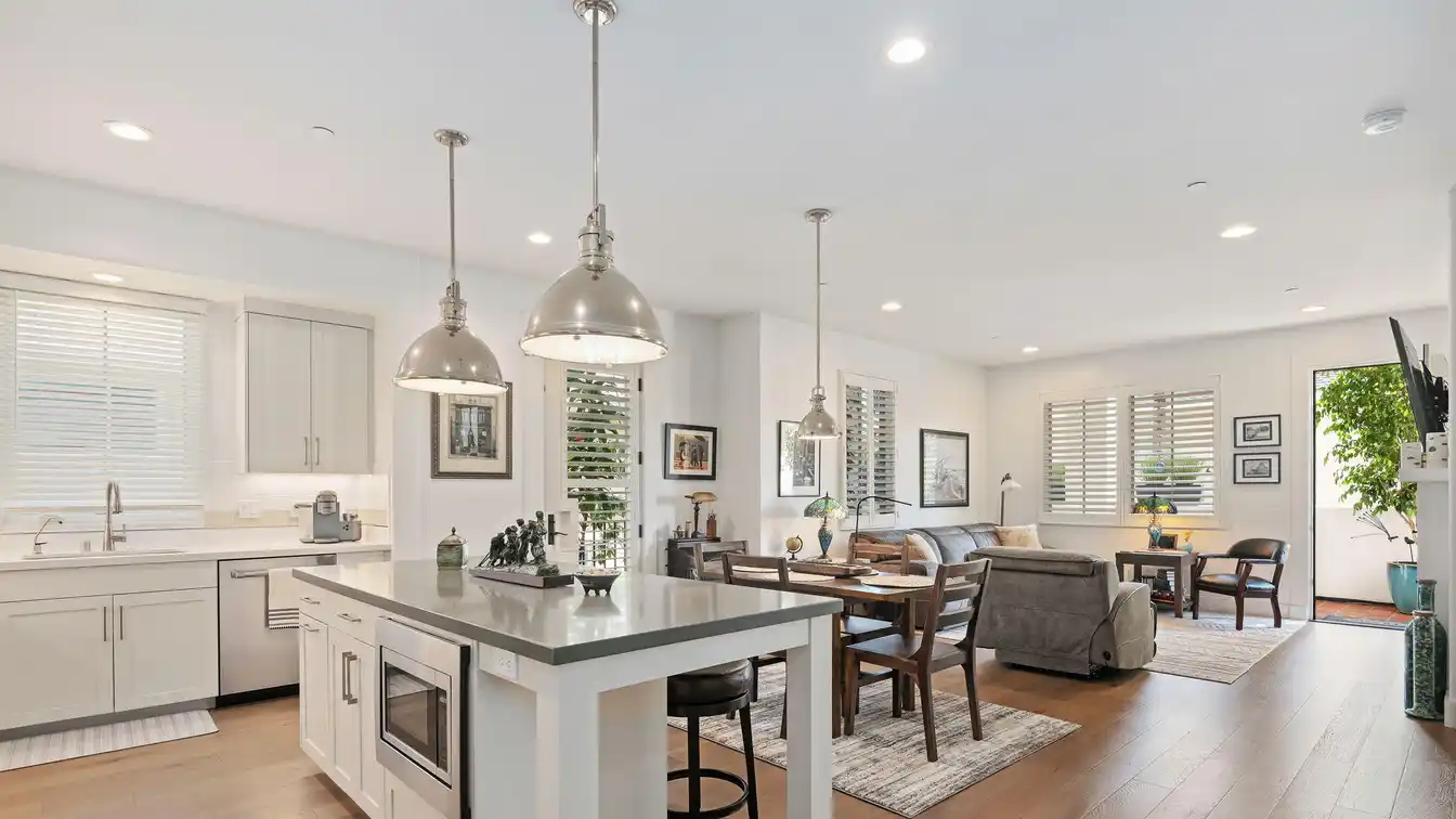 Single-level Luxury Condo at Estancia