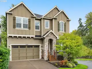 Impeccably Kept Bonny Slope Home