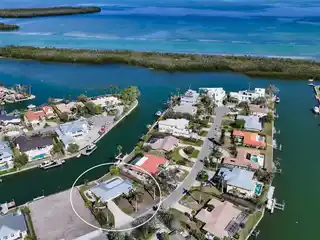 Beautiful Waterfront Home in Emerald Harbor