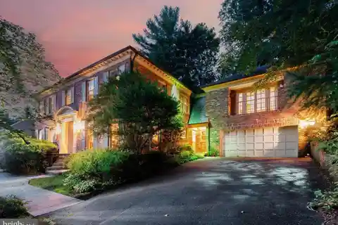 Hillside Retreat with Lush Grounds