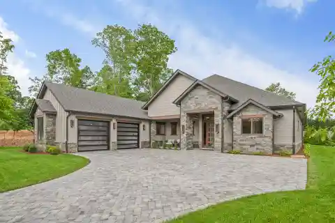 Stunning One-Level Home with Mountain Views