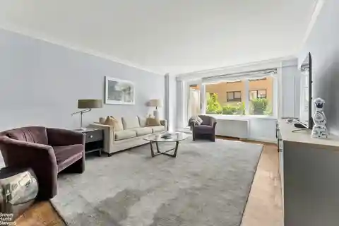 Renovated Luxury Coop with Stunning Outdoor Space