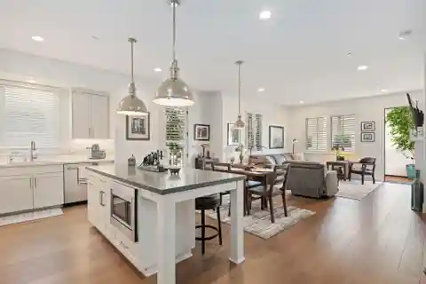 Single-level Luxury Condo at Estancia
