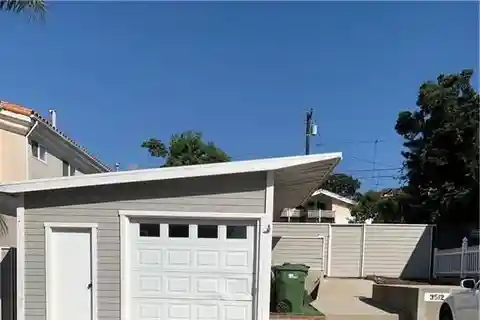 Sweet Single-Family Home with Extra Storage